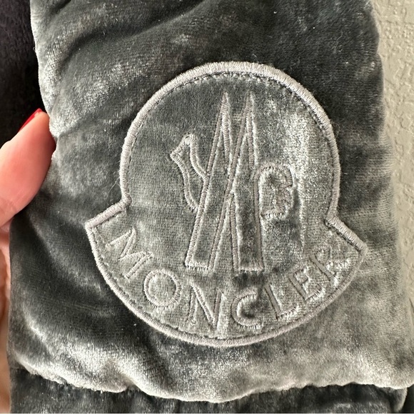 MONCLER Cape Poncho Fringe Velvet Sleeve Grey Jacket SZ L - Picture 10 of 13